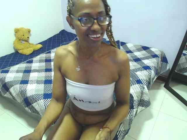 SujeySexy webcam