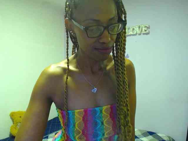 SujeySexy webcam