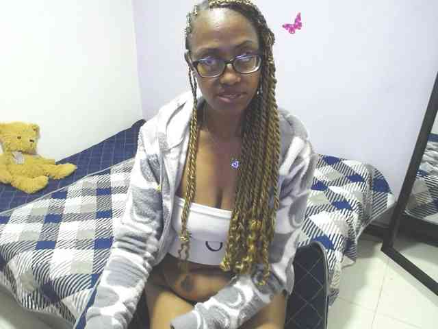 SujeySexy webcam