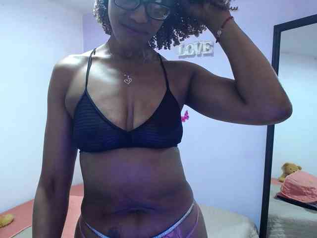 SujeySexy webcam