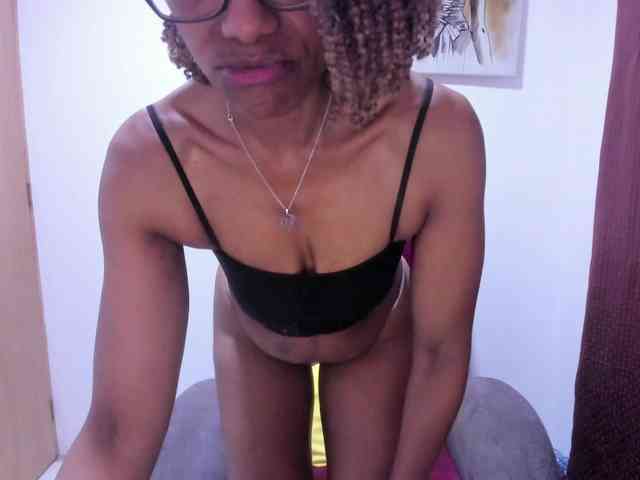 SujeySexy webcam