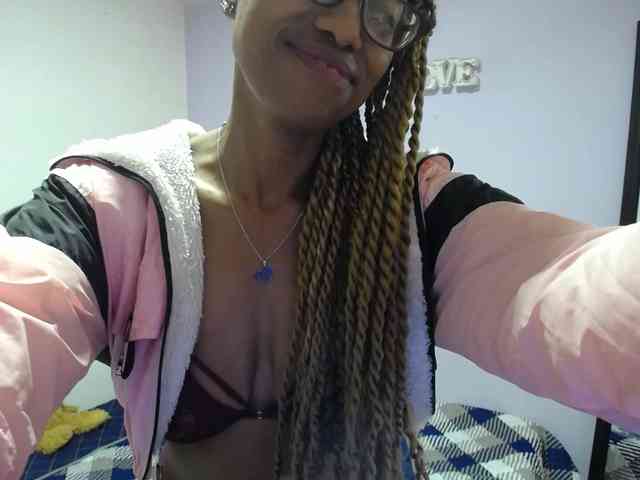 SujeySexy webcam