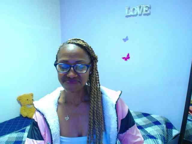 SujeySexy webcam