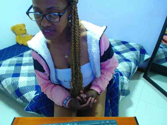 SujeySexy webcam