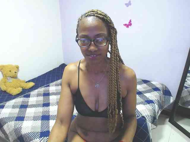 SujeySexy webcam