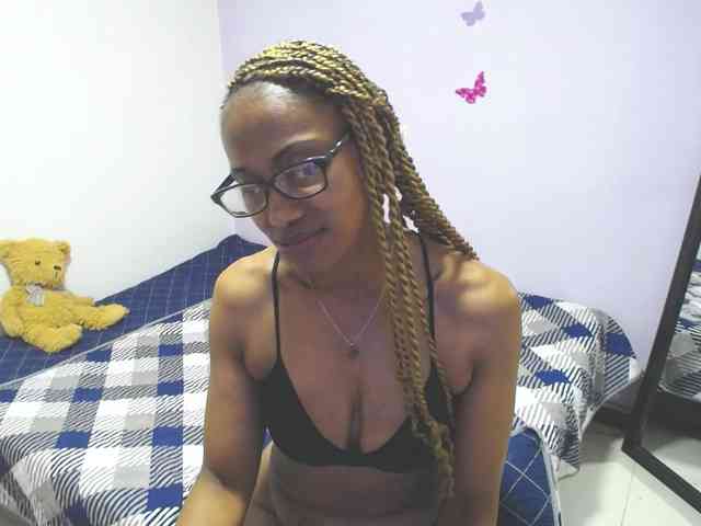 SujeySexy webcam
