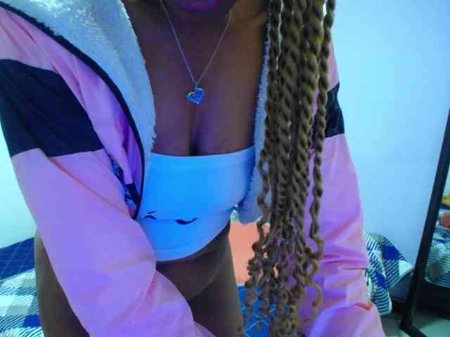 SujeySexy webcam