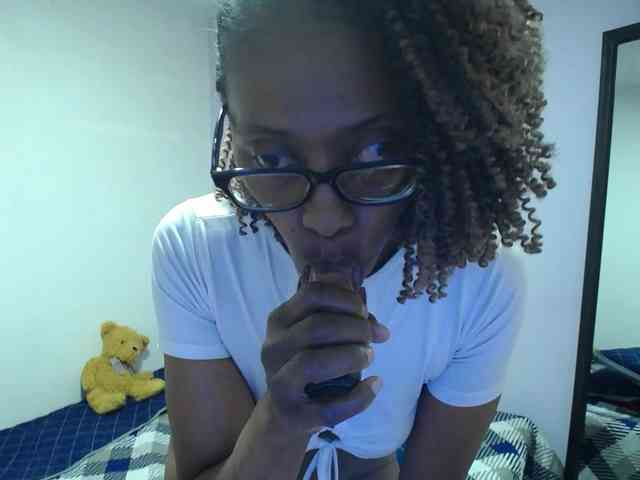 SujeySexy webcam