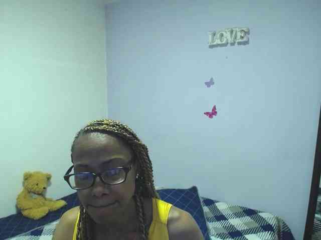 SujeySexy webcam
