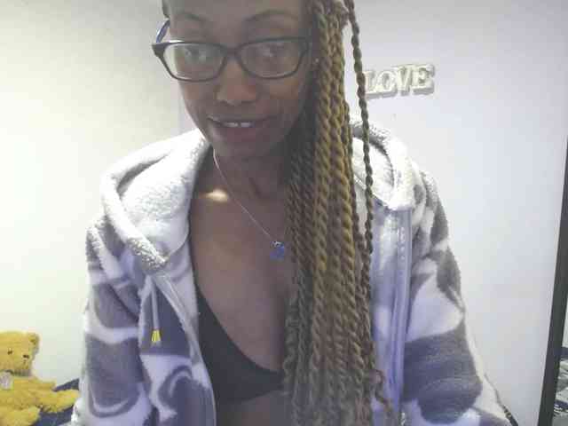 SujeySexy webcam