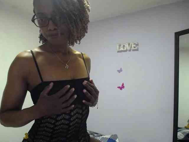 SujeySexy webcam