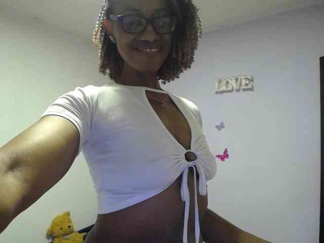 SujeySexy webcam