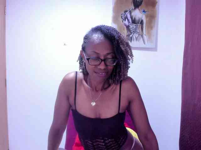 SujeySexy webcam