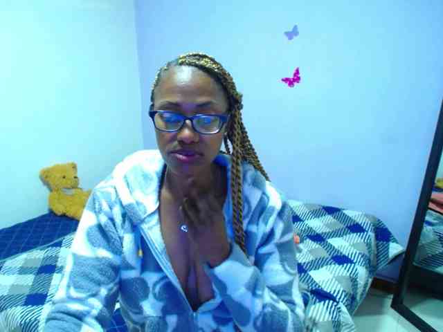 SujeySexy webcam