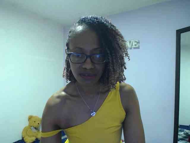SujeySexy webcam