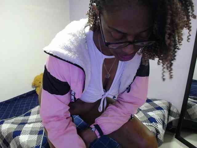 SujeySexy webcam