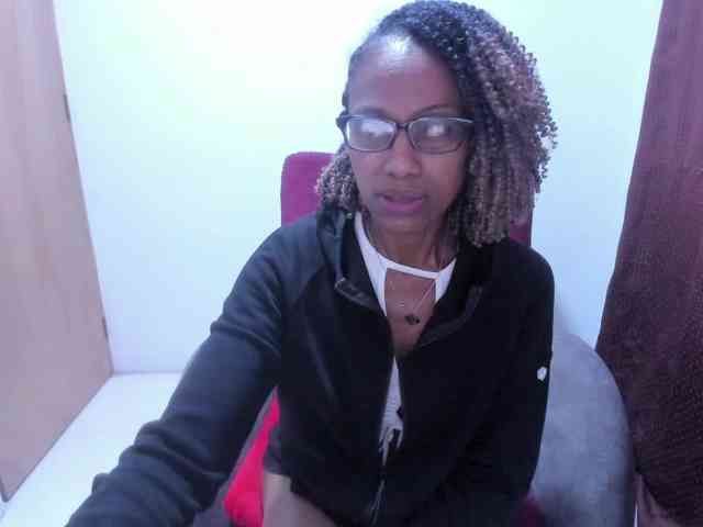 SujeySexy webcam
