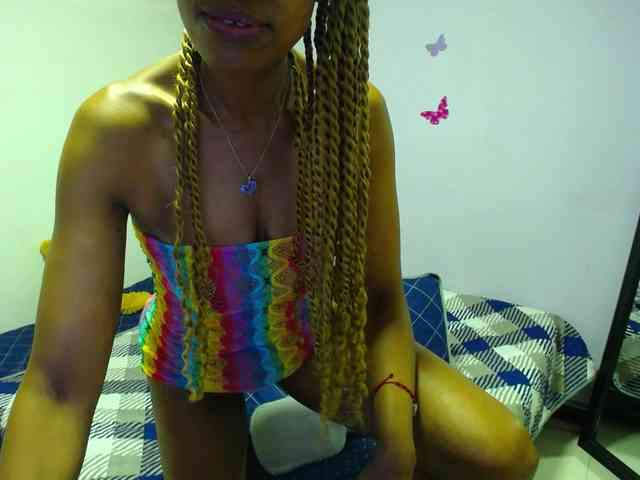 SujeySexy webcam