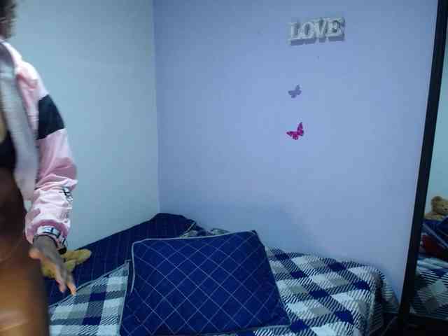 SujeySexy webcam