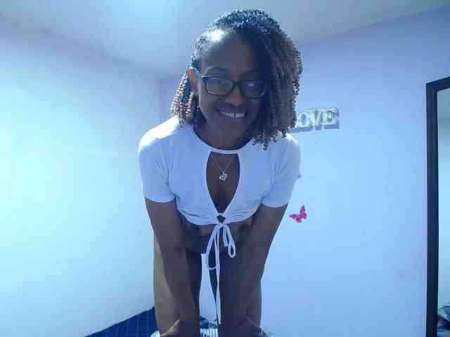 SujeySexy webcam