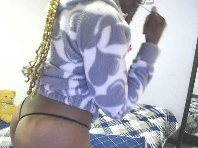 SujeySexy webcam