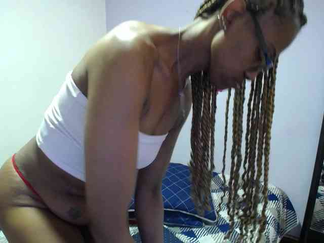 SujeySexy webcam