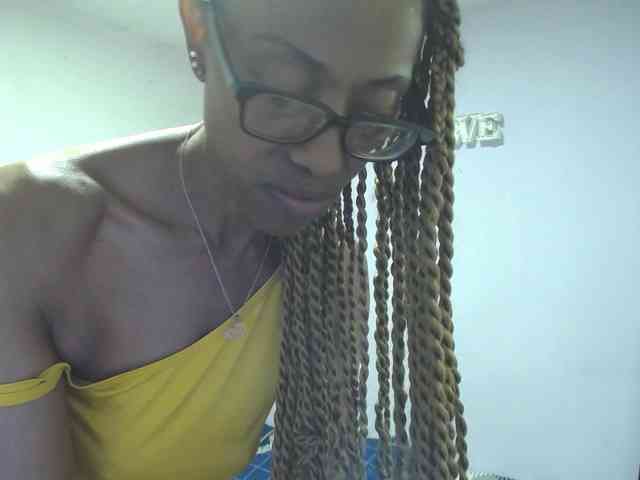 SujeySexy webcam