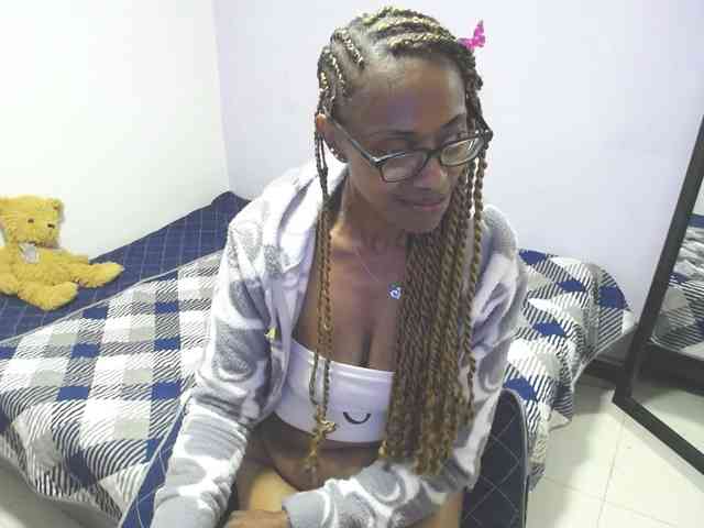 SujeySexy webcam