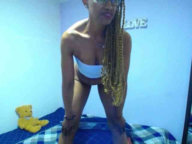 SujeySexy webcam