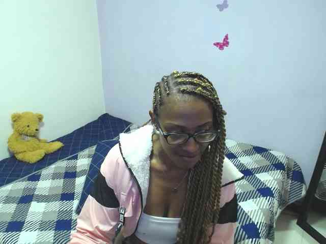 SujeySexy webcam