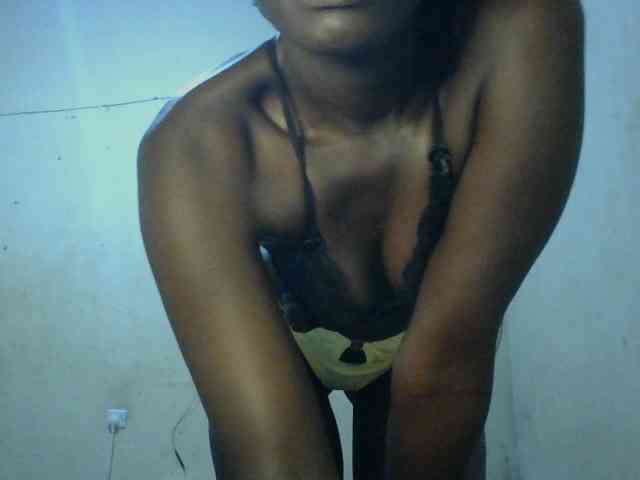 Blackqueenofficial webcam