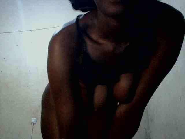Blackqueenofficial webcam