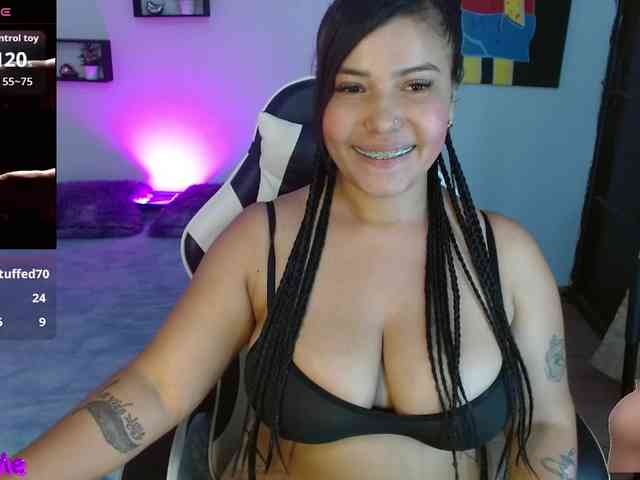 Pamela28 webcam