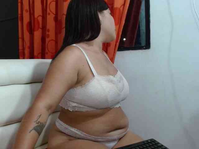 Pamela28 webcam