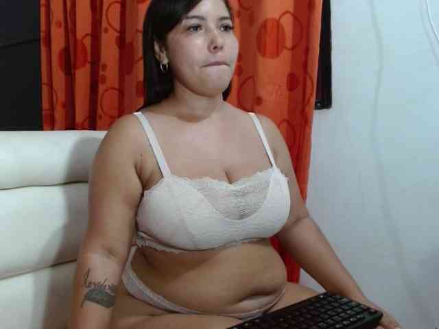 Pamela28 webcam