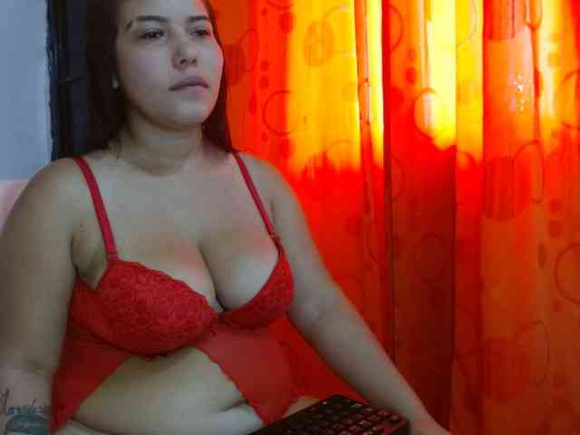 Pamela28 webcam