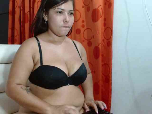 Pamela28 webcam
