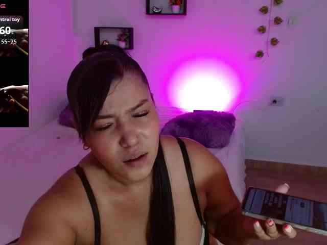 Pamela28 webcam