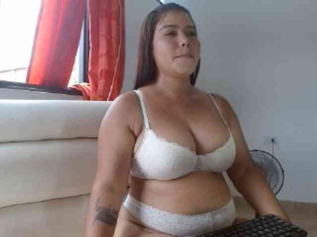 Pamela28 webcam