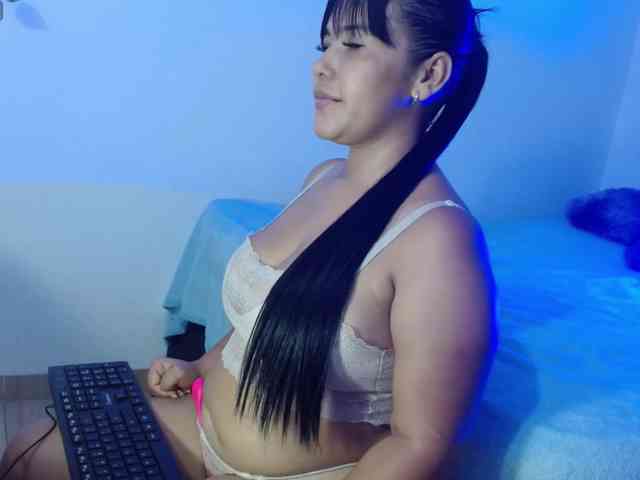 Pamela28 webcam