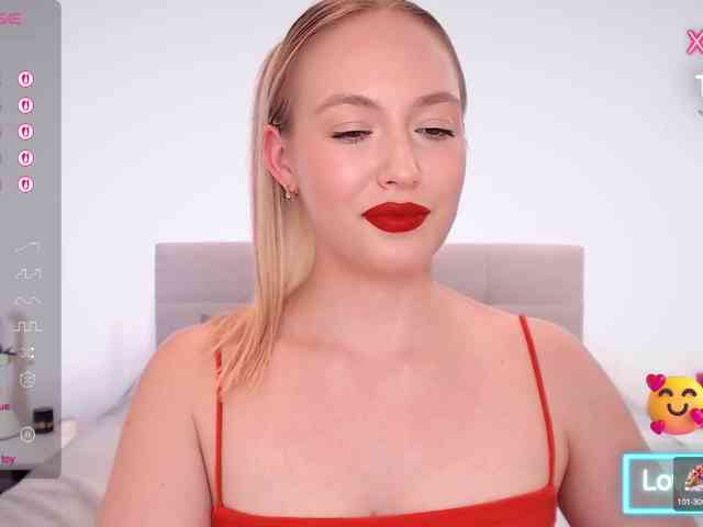 vickyblondiua webcam