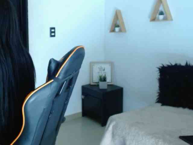 Barbaraa-Jones Live Webcam on BongaCams