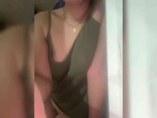Bipara1's webcam live show