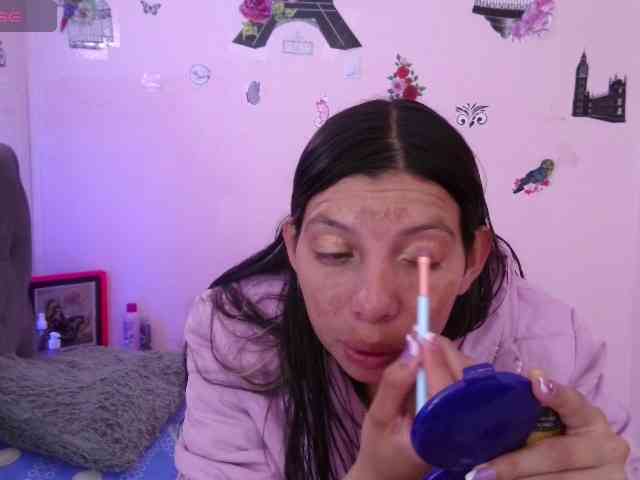 queenabril webcam