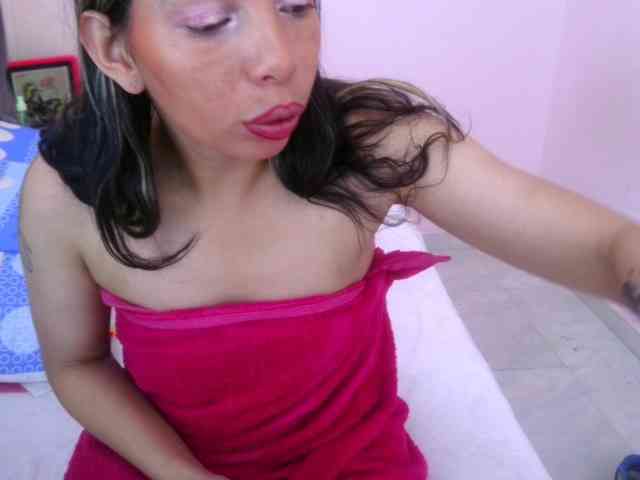 queenabril webcam