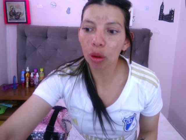 queenabril webcam