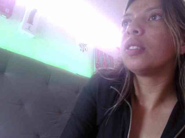 queenabril webcam