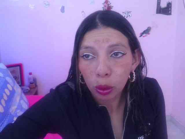 queenabril webcam
