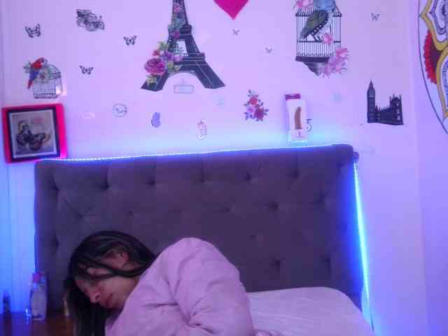 queenabril webcam