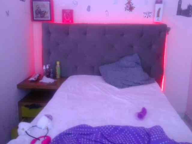 queenabril webcam
